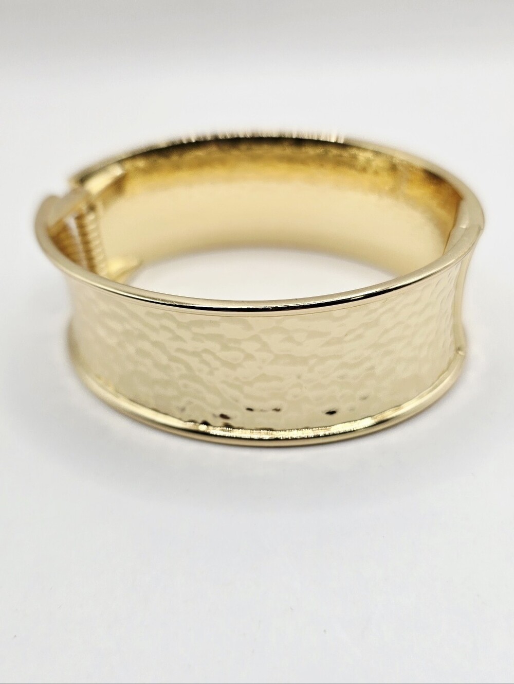 Unbranded Gold Tone Hammered Metal Cuff Bracelet Boho